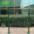 Green Color Welded Triangle Bend folding Fencing